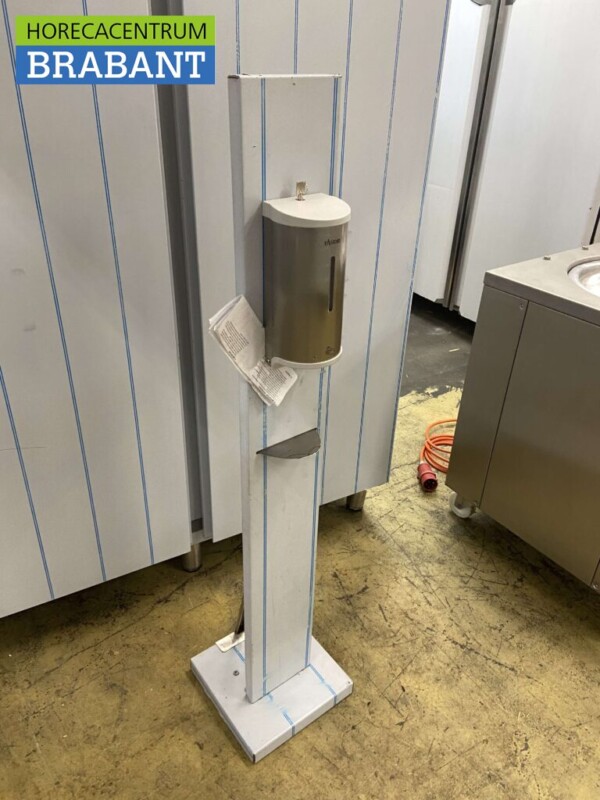 Colonne de désinfection en acier inoxydable avec capteur de distribution sans contact Hospitality Store – Image 2