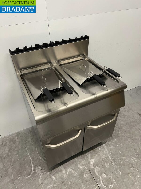 Friteuse double Combisteel en acier inoxydable 2 x 15 litres GAS Restauration – Image 2