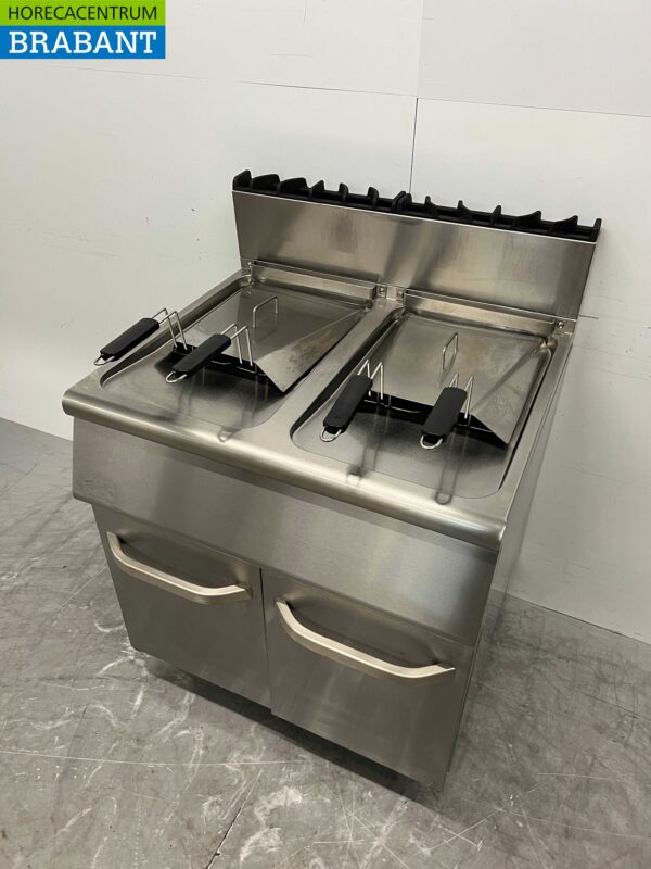 Friteuse double Combisteel en acier inoxydable 2 x 15 litres GAS Restauration – Image 3