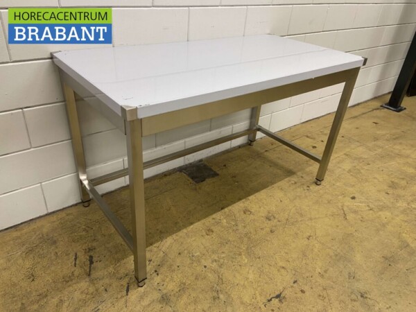 Table de travail en acier inoxydable Basic-line 140 x 70 x 85 cm Restauration – Image 3