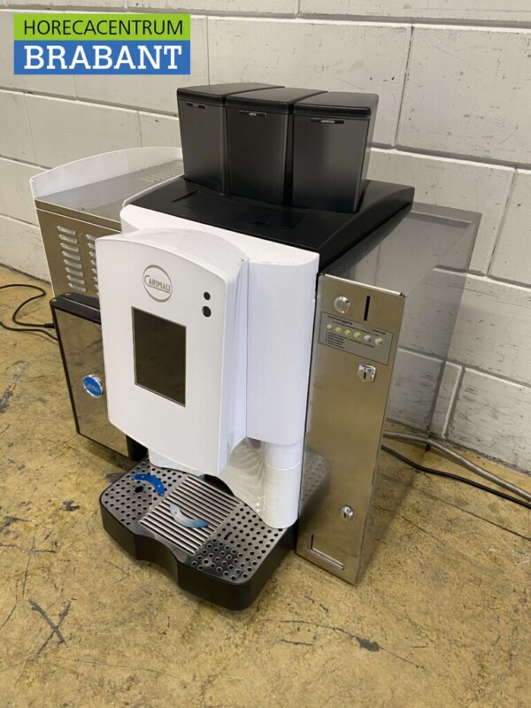 Machine à espresso Carimali Optima avec refroidisseur de lait Euro insert 230V Horeca – Image 3