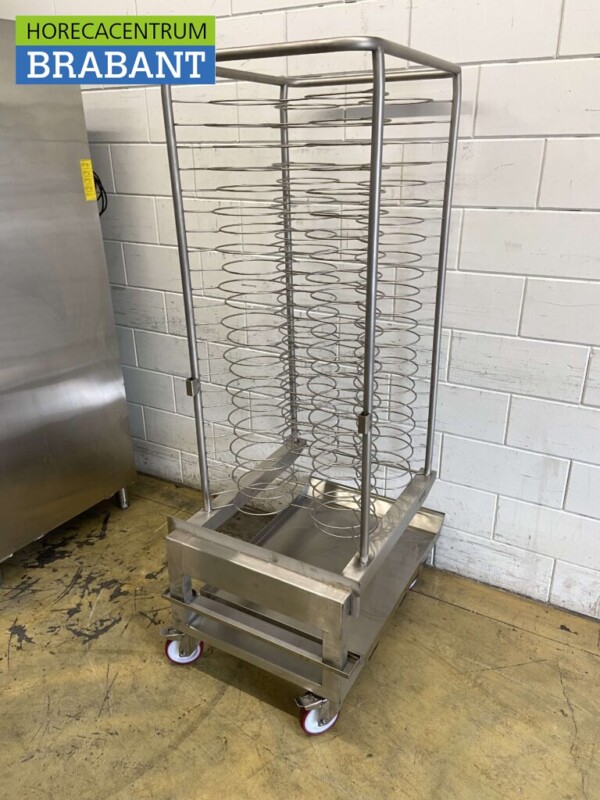 Four à vapeur Electrolux en acier inoxydable chariot drive-in 96 plaques – Image 2