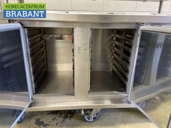 Établi réfrigéré mobile Rieber en acier inoxydable 3 portes et porte-salade 174 cm 230V Horeca – Image 5