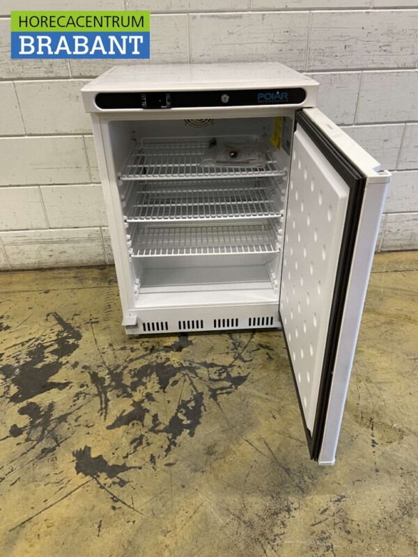Polar CD610 Réfrigérateur 150 litres 230V Horeca – Image 4