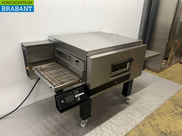Four tunnel Moretti TT96E en acier inoxydable Four à bande Four à pizza à convoyeur 400V Bj. 2022 Catering – Image 2