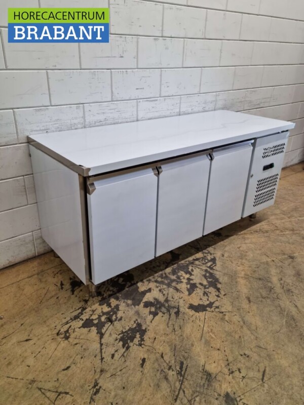 Acier inoxydable HCB Établi réfrigéré 3 portes 179,5 cm 230V Horeca – Image 3