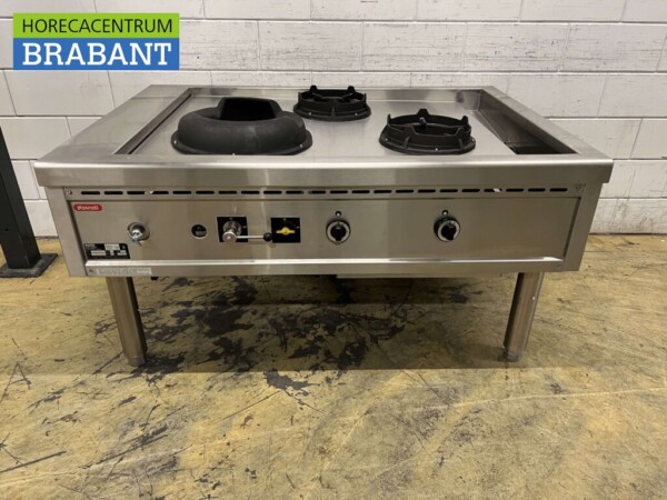 Table wok Nayati en acier inoxydable cuiseur wok 3 brûleurs 150 cm Propane gaz Restauration