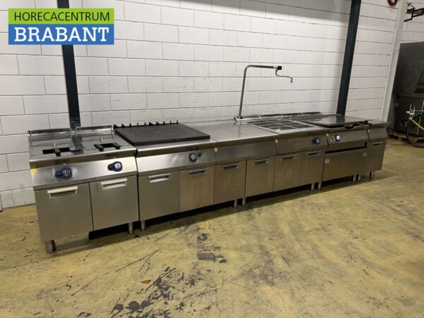 Acier inoxydable Electrolux Ligne de cuisson Double friteuse Bain marie Friteuse 440 cm GAS Restauration