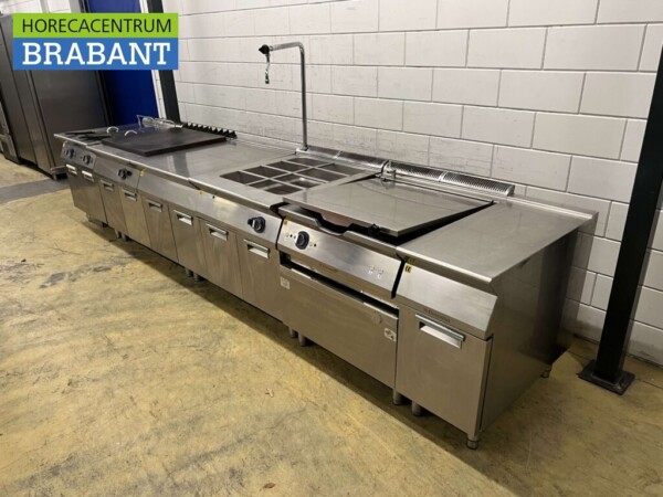 Acier inoxydable Electrolux Ligne de cuisson Double friteuse Bain marie Friteuse 440 cm GAS Restauration – Image 3