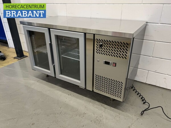 Établi réfrigéré en acier inoxydable 2 portes vitrées 1/1 GN 136 cm 230V Horeca – Image 2