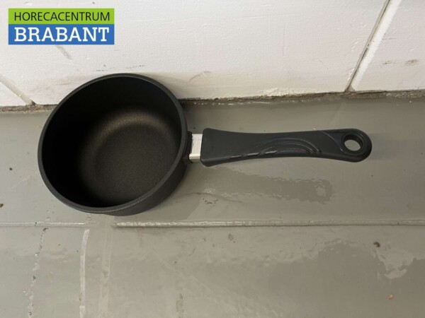 Casserole universelle EUROLUX en fonte 16 cm H 8 cm - surface en céramique - sans PFOA - MADE IN GERMANY