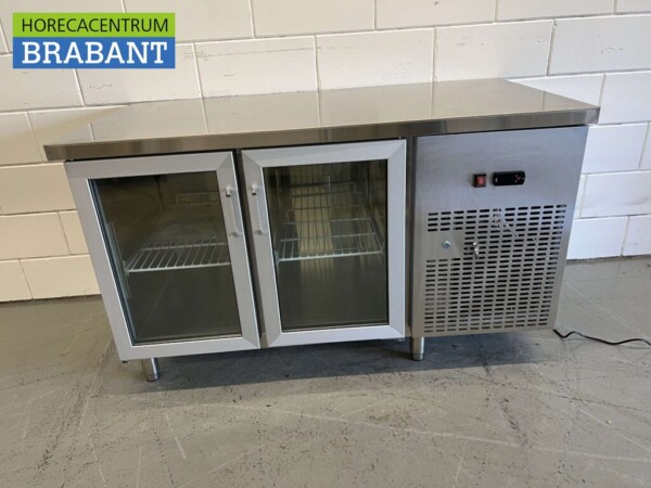Établi réfrigéré en acier inoxydable 2 portes en verre 1/1 GN 139 cm 230V Horeca – Image 6