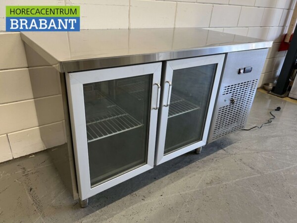Établi réfrigéré en acier inoxydable 2 portes en verre 1/1 GN 139 cm 230V Horeca – Image 8