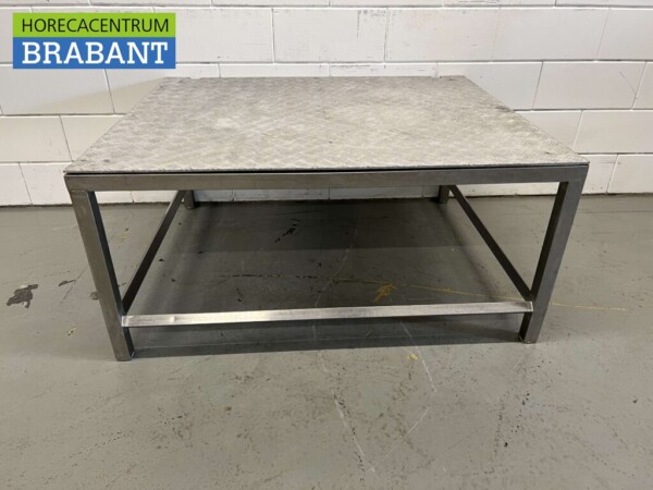 Table à plateaux en acier inoxydable 120 x 100 x 56 Restauration