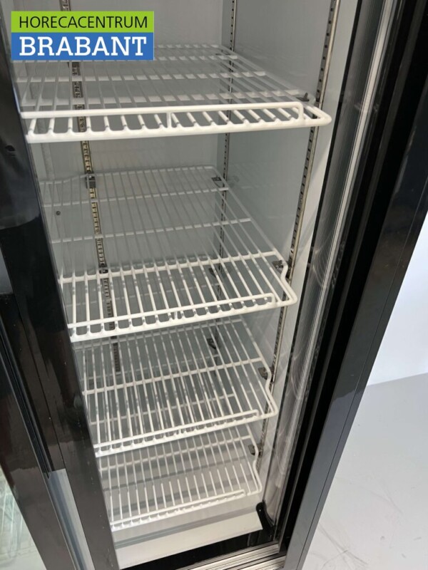 Réfrigérateur à double porte en verre Refroidisseur de boissons Portes coulissantes 630 litres 230V Horeca – Image 4