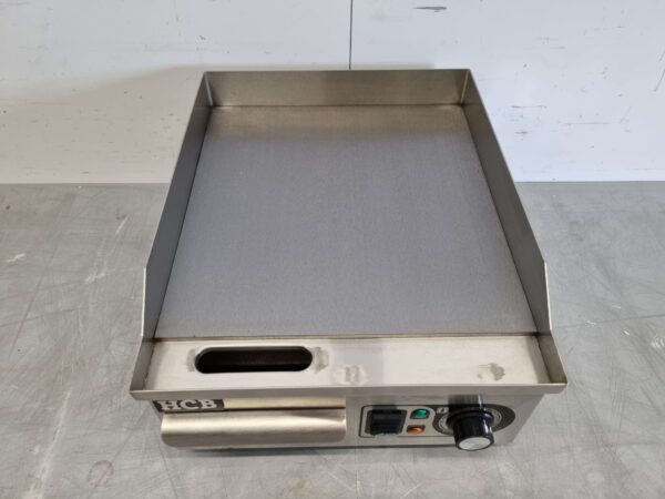 Plaque de gril en acier inoxydable Lisse 36 cm 230V Horeca – Image 5