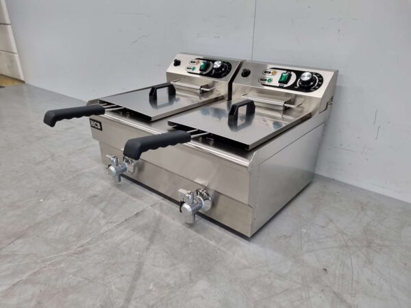 Friteuse double en acier inoxydable Friteuse Vanne de vidange 2 x 13 litres 2 x 230V Horeca – Image 2