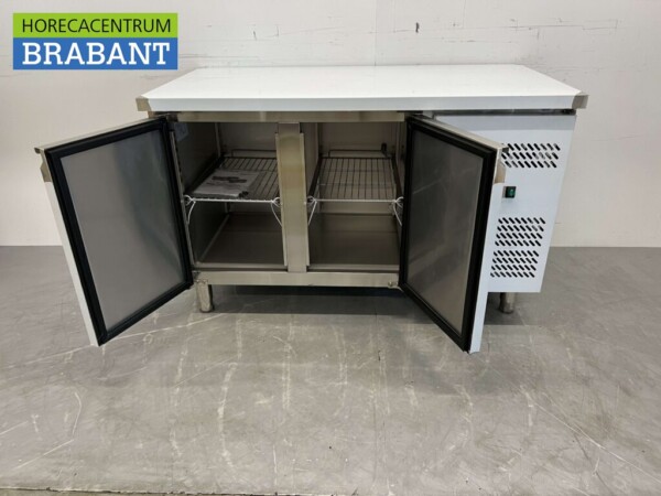 Établi réfrigéré en acier inoxydable 2 portes 136 cm 230V Horeca – Image 4