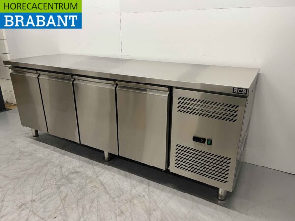 Établi réfrigéré en acier inoxydable 4 portes 223 cm 230V Horeca – Image 2