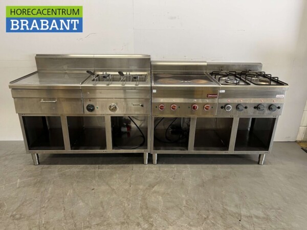 Acier inoxydable Ligne de cuisson Cuiseur de pâtes, cuiseur céramique et gazinière 240 cm Horeca