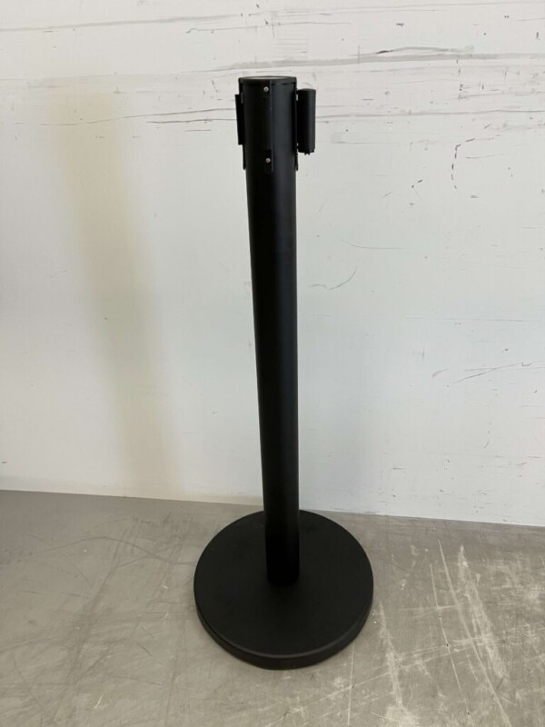 Poteau de barrière Noir avec bande de traction 200 cm Horeca