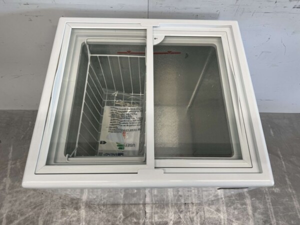 Chest freezer Shop freezer with glass sliding lids 97 litres 230V Horeca – Image 5
