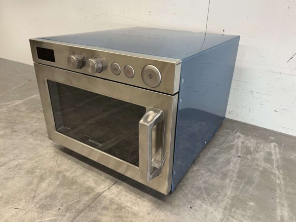 Micro-ondes en acier inoxydable Samsung 1850 watts 230V Restauration – Image 2