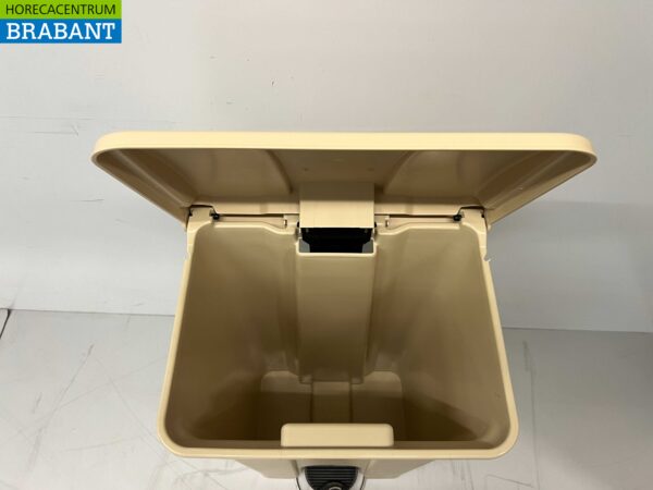 HCB Rubbish bin Trash can 87.1 litres with foot pedal Catering – Image 4