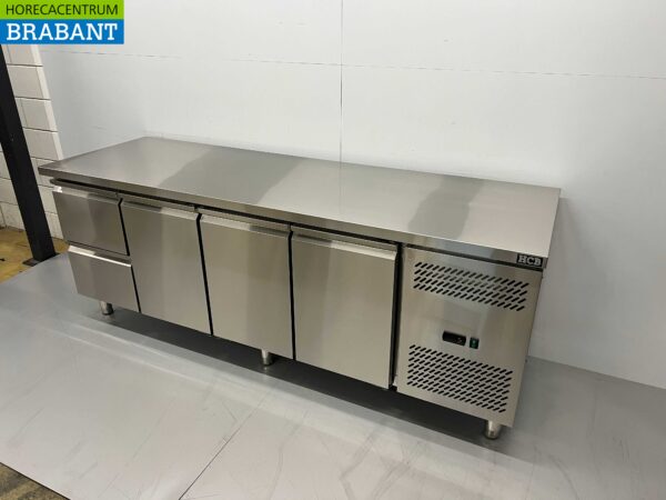 Établi réfrigéré HCB en acier inoxydable 3 portes et 2 tiroirs 223 cm 230V Horeca – Image 2