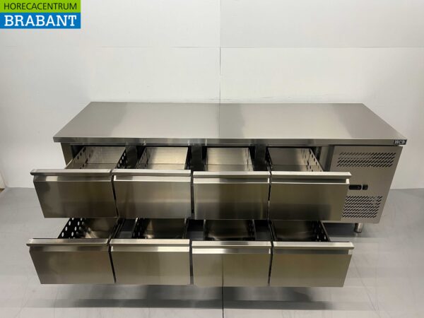 Établi réfrigéré en acier inoxydable 8 tiroirs 223 cm 230V Horeca – Image 4