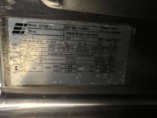 Acier inoxydable MBM Îlot de cuisine Cuisinière à 2 feux, plaque de cuisson et double friteuse 241 cm Horeca – Image 16