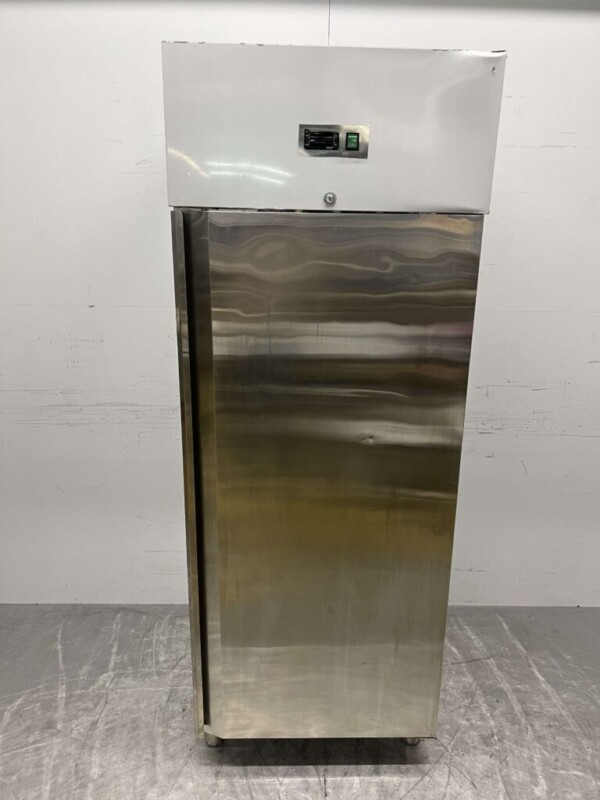 Réfrigérateur GGG en acier inoxydable Refroidissement 2/1 GN 600 litres 230V Horeca