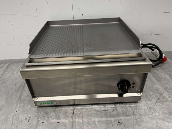 Plaque Emme Grill en acier inoxydable 1/2 plancha striée 60 cm 400V Horeca