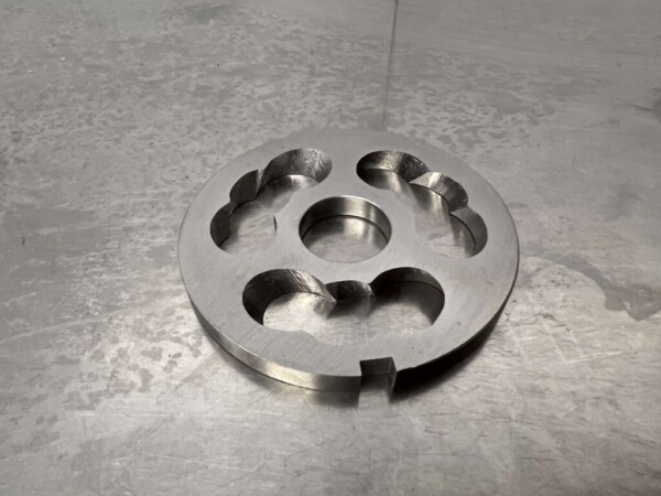 Acier inoxydable Plaque de coupe frontale inclinée pour hachoir de taille 22 230V Boucherie Traiteur