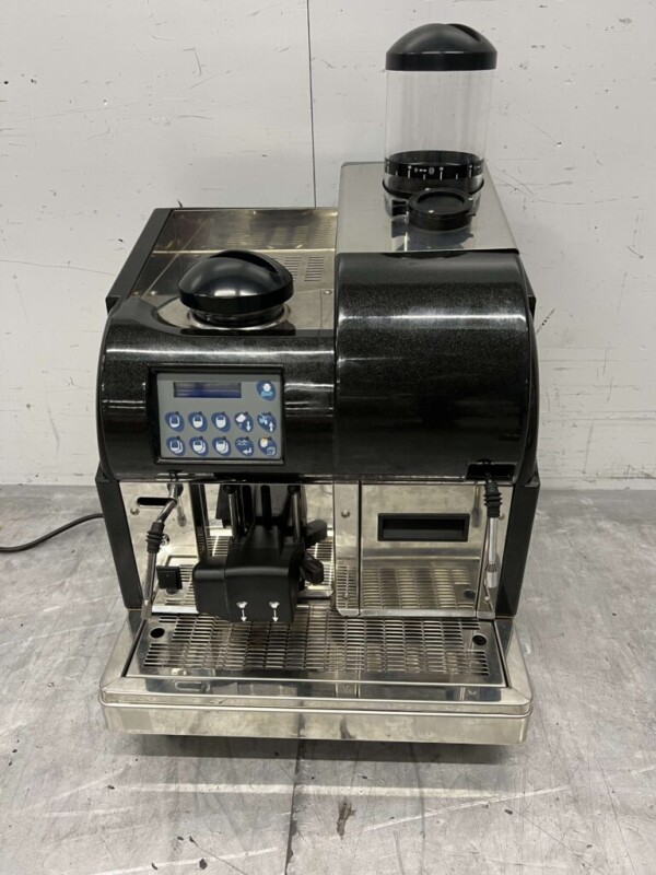 CMA Machine à café Machine à espresso Grains frais 230V Restauration