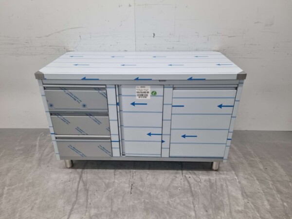 Armoire de travail en acier inoxydable Table de travail, porte à charnières, 3 tiroirs et poubelle 140 cm Horeca