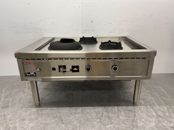 Table wok Nayati en acier inoxydable cuiseur wok 3 brûleurs 150 cm Propane gaz Restauration