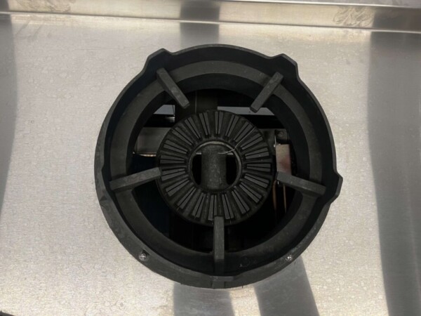 Table wok Nayati en acier inoxydable cuiseur wok 3 brûleurs 150 cm Propane gaz Restauration – Image 6