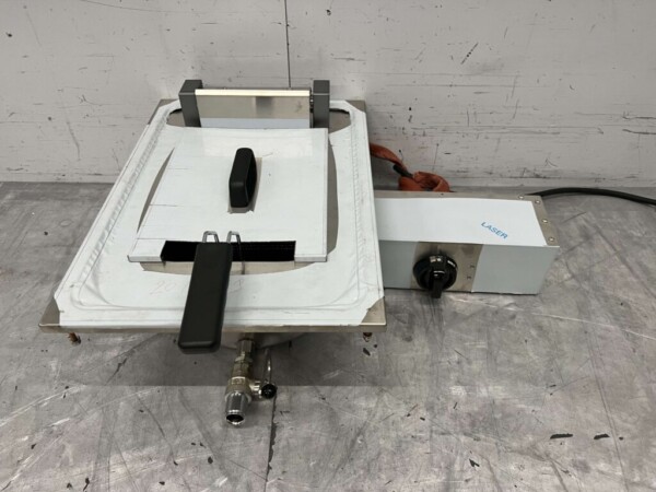 Friteuse encastrable Giorik en acier inoxydable 8 litres 6,3 kW 400V Horeca