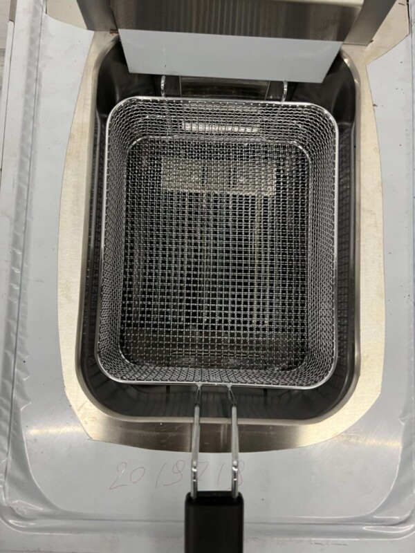 Friteuse encastrable Giorik en acier inoxydable 8 litres 6,3 kW 400V Horeca – Image 4