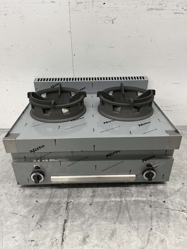 Table wok en acier inoxydable wok cooker 650 Series 2 brûleurs 65 cm Gas Horeca