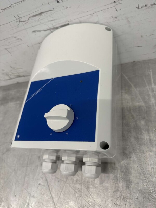 Régulateur de tension Trafo controller 5A 230V Horeca – Image 2