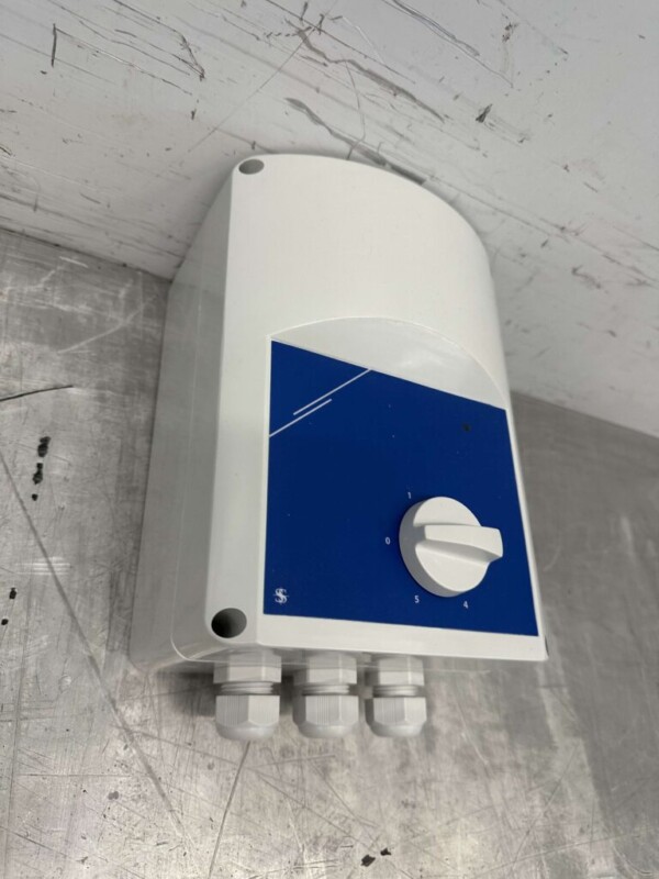 Régulateur de tension Trafo controller 5A 230V Horeca – Image 3