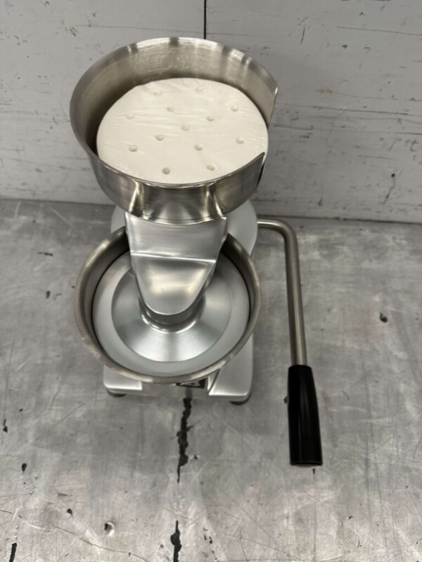 Presse à hamburger en acier inoxydable 130 mm Boucherie Traiteur – Image 4