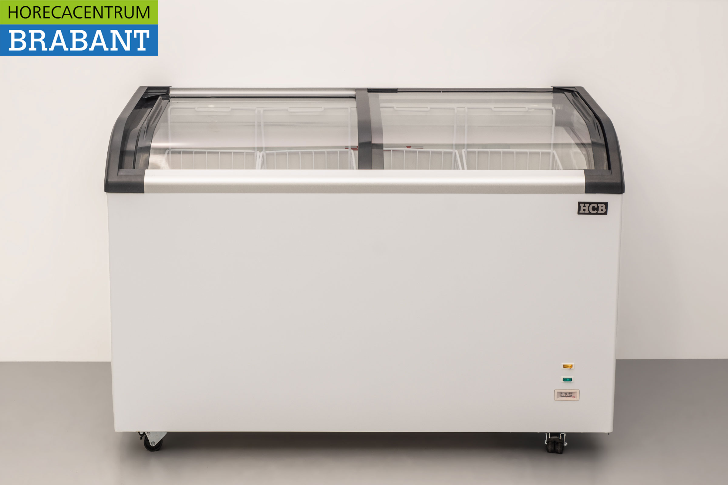 HCB Shop freezer Congélateur avec couvercles coulissants en verre 355 litres 230V Horeca