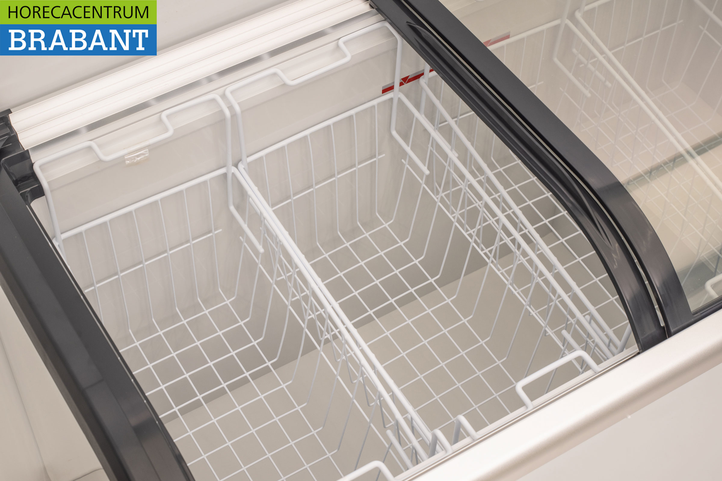 HCB Shop freezer Congélateur avec couvercles coulissants en verre 355 litres 230V Horeca – Image 5