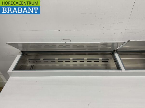 Établi à pizza Saro en acier inoxydable Table à pizza 3 portes 202 cm 230V Horeca – Image 5