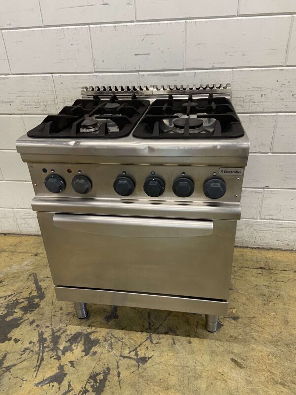 Plaque de cuisson à gaz 4 feux Electrolux en acier inoxydable avec four 400V 70 cm Horeca