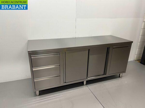 Armoire de travail en acier inoxydable Table de travail 2 portes coulissantes et 3 tiroirs et poubelle 200 cm Horeca – Image 2