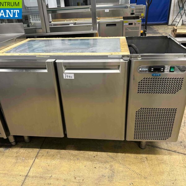 Etabli réfrigéré Afinox en acier inoxydable 2 portes 134 cm 230V Horeca